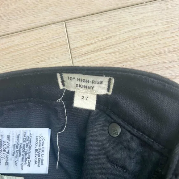 Madewell 10" High-Rise Skinny Jeans in Carbondale (Black) Wash (27) - Picture 6 of 6